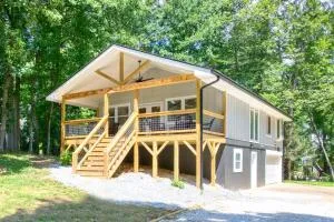 Briar House - Goodluck