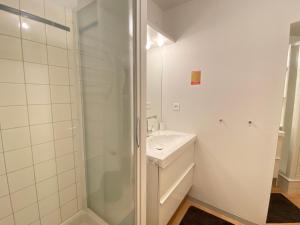 Appartements T2 alcove confortable pour 4 a 5p. Balcon. Parking : photos des chambres