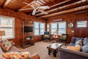 Lowe Tide by Oak Island Accommodations - Ubytování bez kategorie ve městě Oak Island