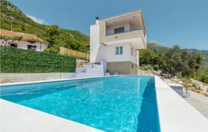 obrázek - Beautiful Home In Herceg Novi With Outdoor Swimming Pool, Wifi And 2 Bedrooms