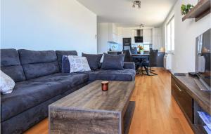 Stunning Apartment In Zadar With Wifi