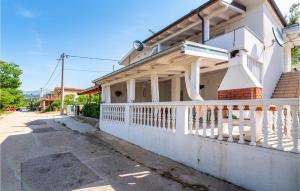 Beautiful apartment in Obrovac Meka Draga with WiFi and 2 Bedrooms
