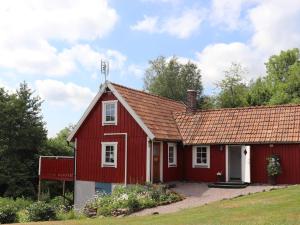 4 person holiday home in MUNKA-LJUNGBY-By Traum