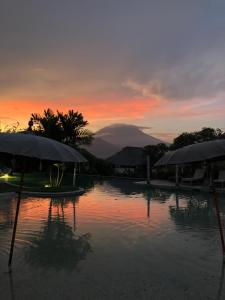 Bloo Lagoon Eco Village