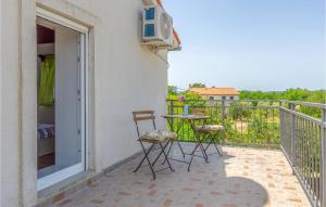 Beautiful Home In Nedescina With Wifi And 2 Bedrooms