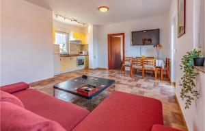 Cozy Apartment In Medulin With Wifi