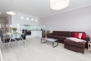 Przestronny Apartament z Balkonem - Przy Porcie - Świnoujście by Renters