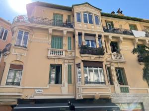 Appartements Monaco border - Luxury apartment - Belle Epoque : photos des chambres