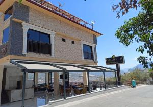 Castle Light Boutique