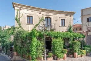 Bar Vitelli Charming suites - 富尔奇西库洛