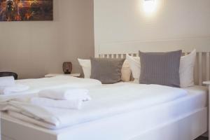 REGIOHOTEL Wolmirstedter Hof - #AutobahnA2&A14 #Frühstücksbuffet #TopPreisLeistung #DigitalerCheckin