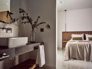 Anthis Luxury Villas - A Haven of Serene Modern Elegance, by ZanteWize