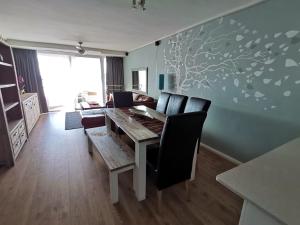 Lagoon Beach Apartment 309