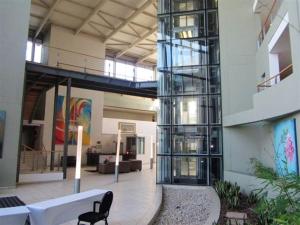 Lagoon Beach Apartment 309