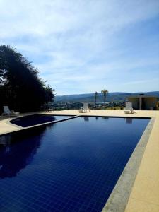 Casa no Mirante de Escarpas