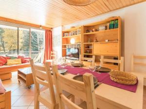 Appartement cosy 6 personnes avec balcon et parking, près des pistes - FR-1-330F-86