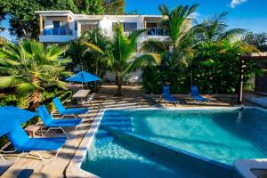 Stylish 1r-1b Apt Near The Beach And Main Street