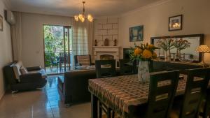 dolphine apatment turunç