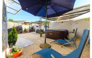 1 Bedroom Lovely Home In Barat