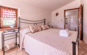 Gorgeous Home In Monticello Amiata