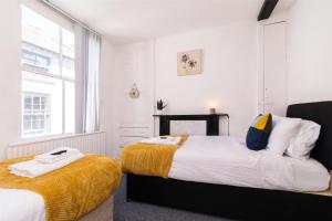 Characterful 2 bed apartment - Spacious & Comfy