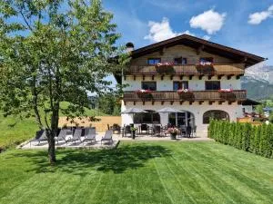 Hotel Pension Annerlhof - Schattberg