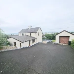 Ardaravan Townhouse, Buncrana by Wild Atlantic Wanderer - Garrynabullogy