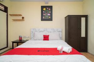 RedDoorz near Cyber Mall