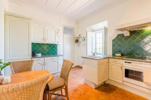 Casa Omlandia with Pool - Lagos Old Town