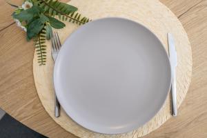 Ático 2 dormitorios junto a la playa by Renthas