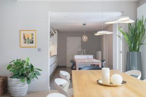 Ruime woning met grote omheinde tuin