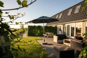 Ruyge Weyde Logies - The Farmers Daughter - Driebruggen