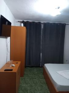 Casa Pestera Ponicova