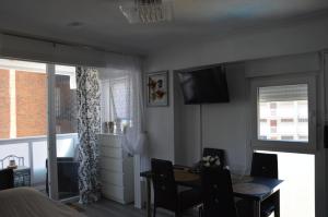 Inlesa 5A Holiday apt with pool