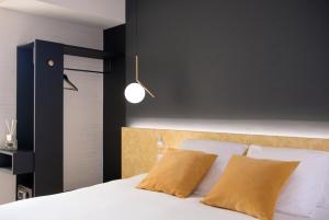 Hotels MiHotel Charite : Suite Junior « Entre Soi »