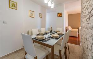 Awesome Apartment In Pula With Wifi And 3 Bedrooms