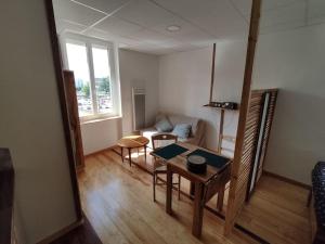 Appartements Studio sympa avec petit dejeuner entre canal et Loire : photos des chambres