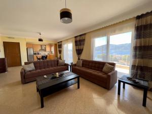 Atrium Luxurious Sea View Apartment