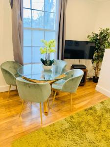 EMMANUEL HOUSE - Beautiful 1-Bedroom Apt In Central Cambridge - Historical Building