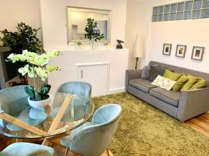 EMMANUEL HOUSE - Beautiful 1-Bedroom Apt In Central Cambridge - Historical Building