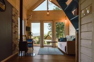 RESETówka nr 3 - domek na odludziu z mega widokami - Lazurowe Love