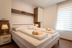 Apartments Mandre II