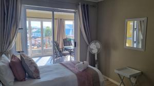 5 on Aruba - Marina Martinique