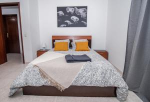 Charming Private Rooms in an Apartment A2 Penha - Faro