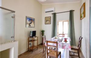 3 Bedroom Amazing Apartment In Posada