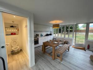 Maison de campagne entièrement climatisée avec grand jardin