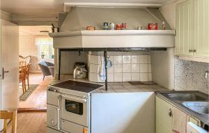 Lovely Home In Kisa With Wifi