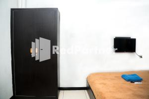 Hotel C18 at Cibaduyut Mitra RedDoorz