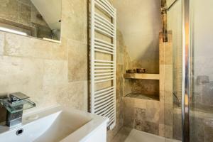 Appartements Chalet a l'ambiance cocooning a Vars - maeva Home - Chalet 2 pieces 9 personnes - Confort MAE-3585 : photos des chambres