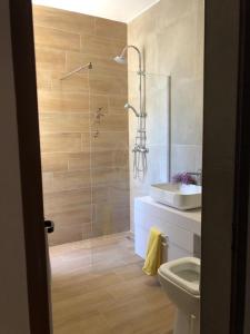 Garden View! Seaside Apartment